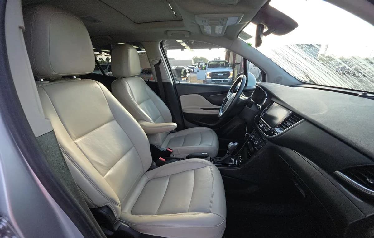 2017 BUICK ENCORE Essence 5