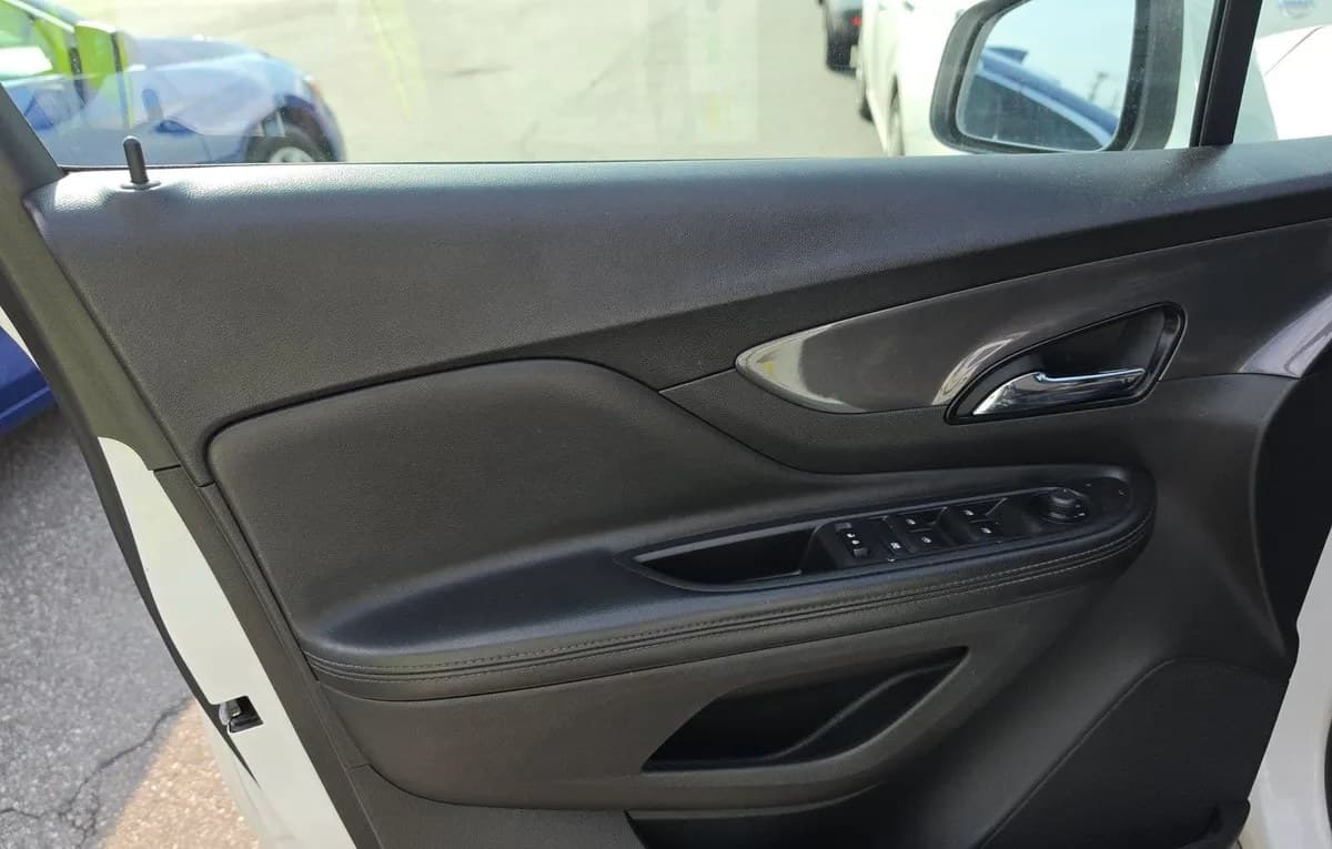 2021 BUICK ENCORE PREFERRED 1SB 6