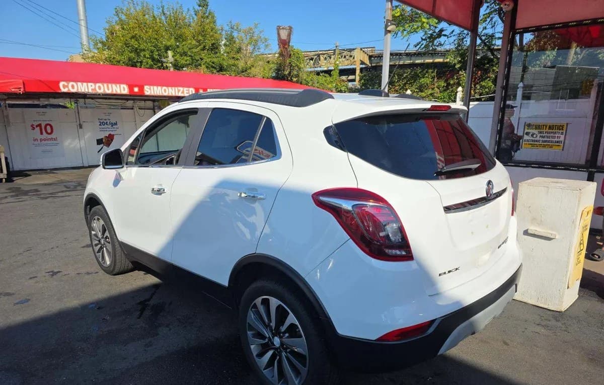 2018 BUICK ENCORE PREFERRED II 3