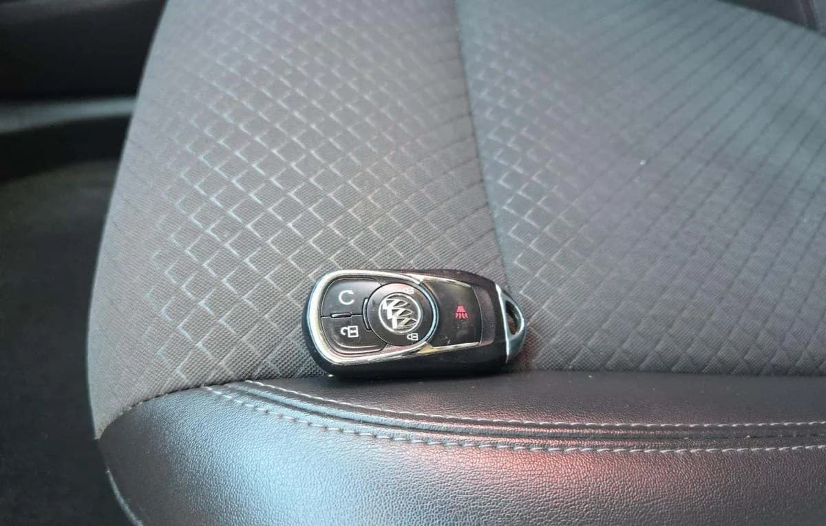 2018 BUICK ENCORE PREFERRED II 5