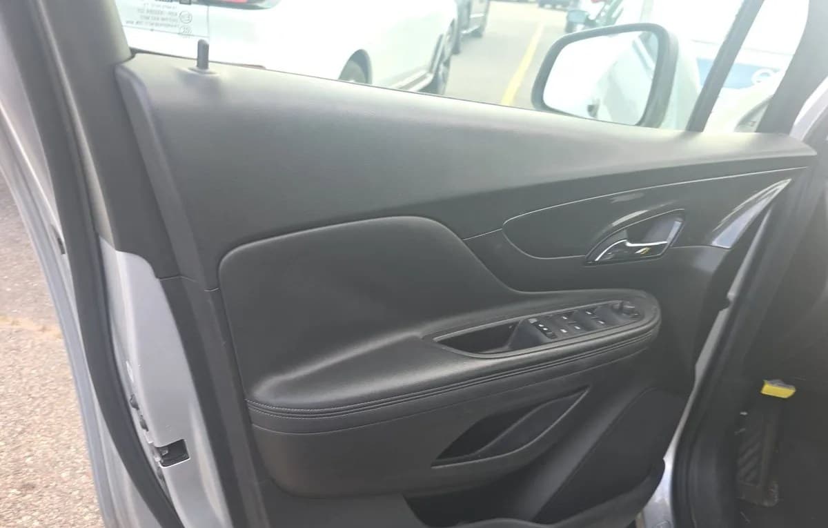 2017 BUICK ENCORE Essence 5