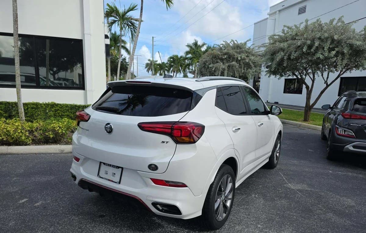 2023 BUICK ENCORE GX Select 4