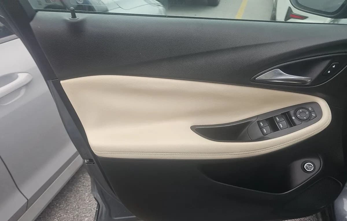 2021 BUICK ENCORE GX Select 6