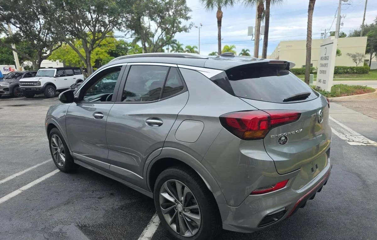 2023 BUICK ENCORE GX Select 3