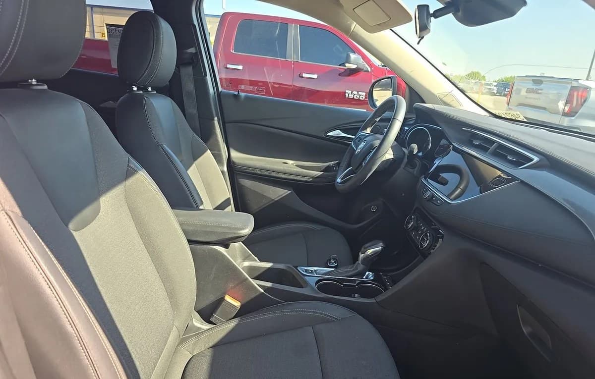 2023 BUICK ENCORE GX Select 5