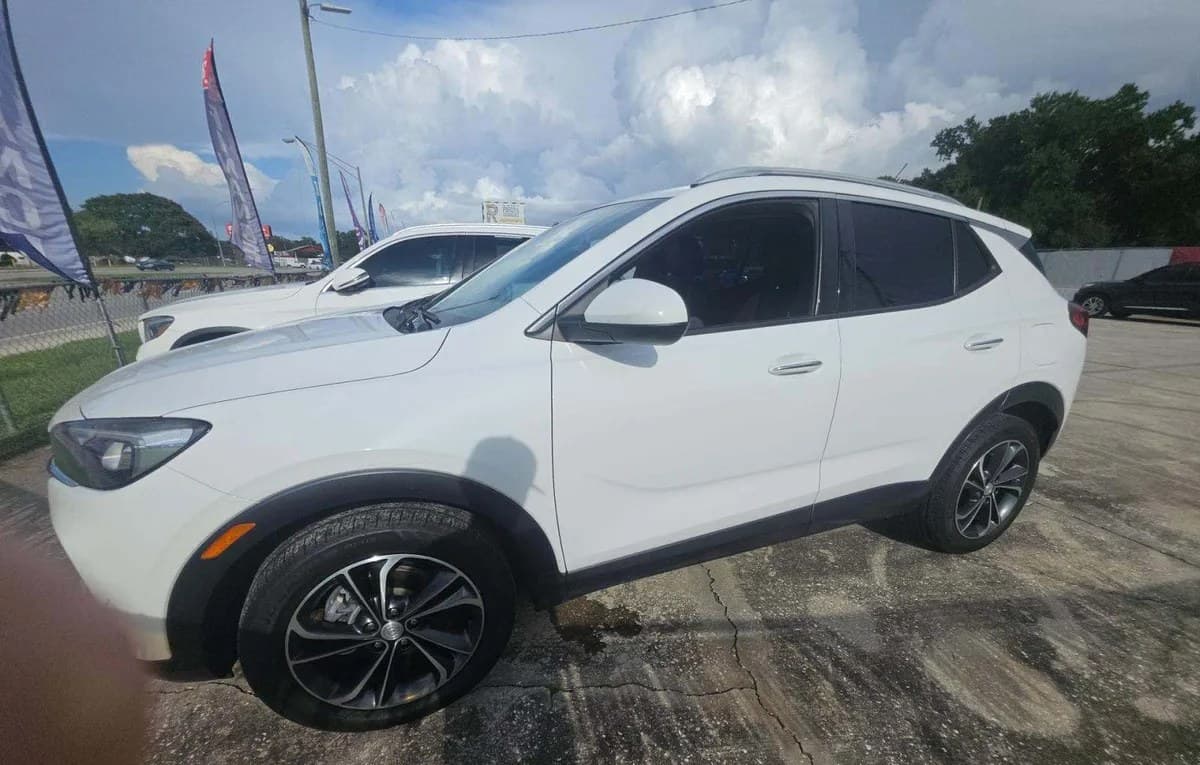 2021 BUICK ENCORE GX Essence 2