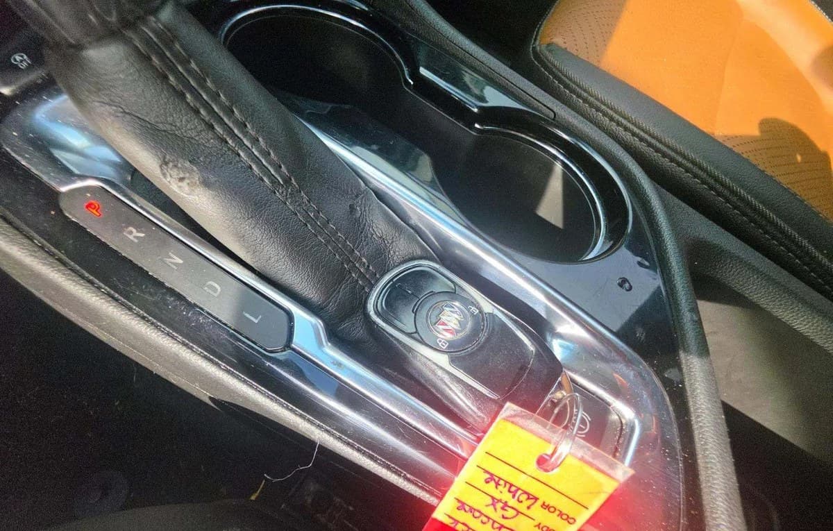 2021 BUICK ENCORE GX Essence 5