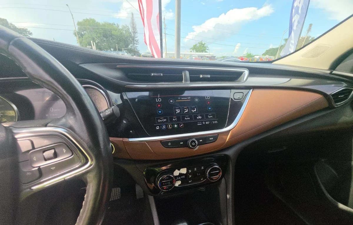 2021 BUICK ENCORE GX Essence 7