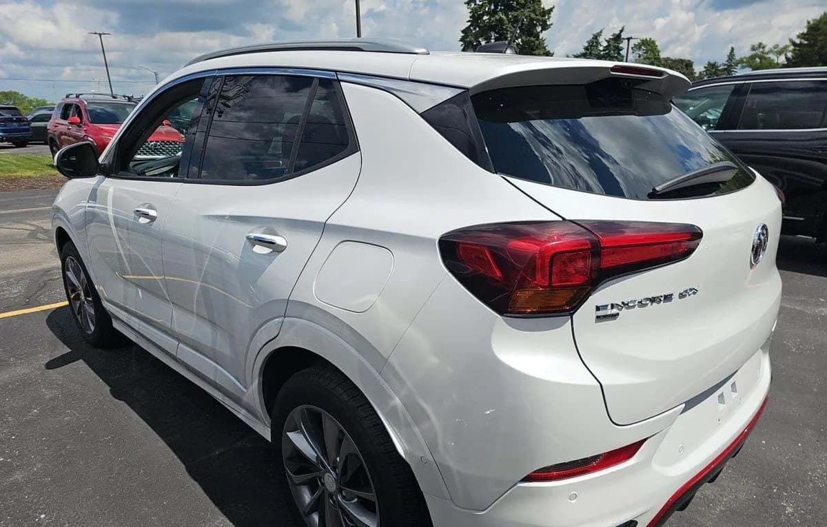 2021 BUICK ENCORE GX Essence 3