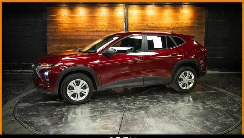 2024 CHEVROLET TRAX LS 2