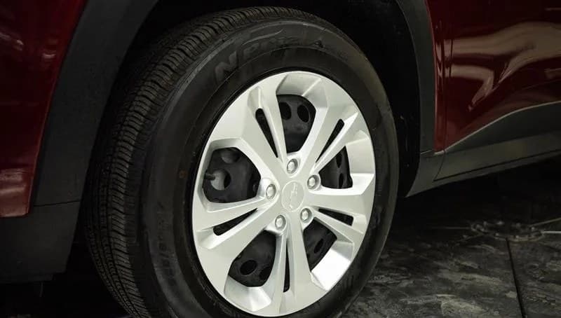 2024 CHEVROLET TRAX LS 4