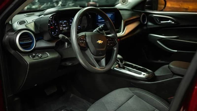 2024 CHEVROLET TRAX LS 5