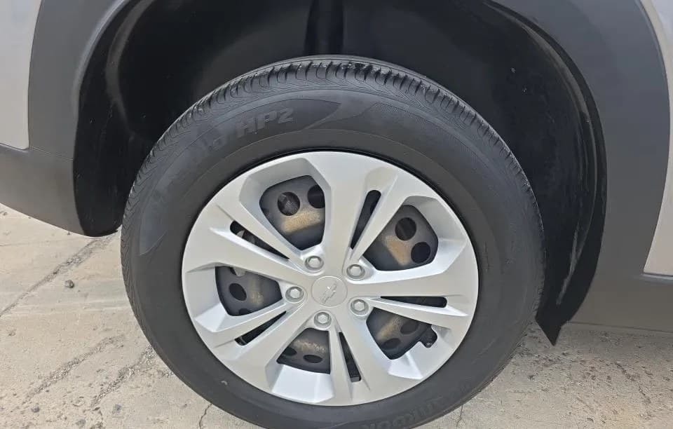 2024 CHEVROLET TRAX LS 7