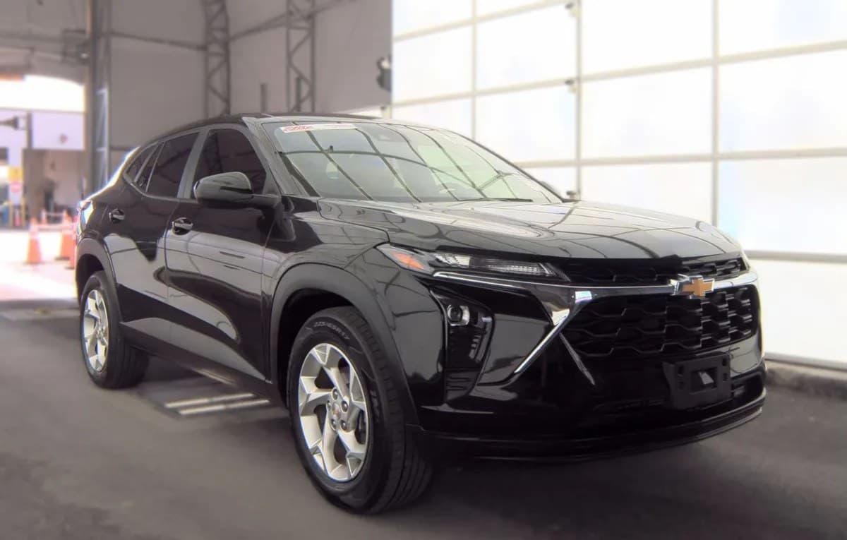 2024 CHEVROLET TRAX LS 4