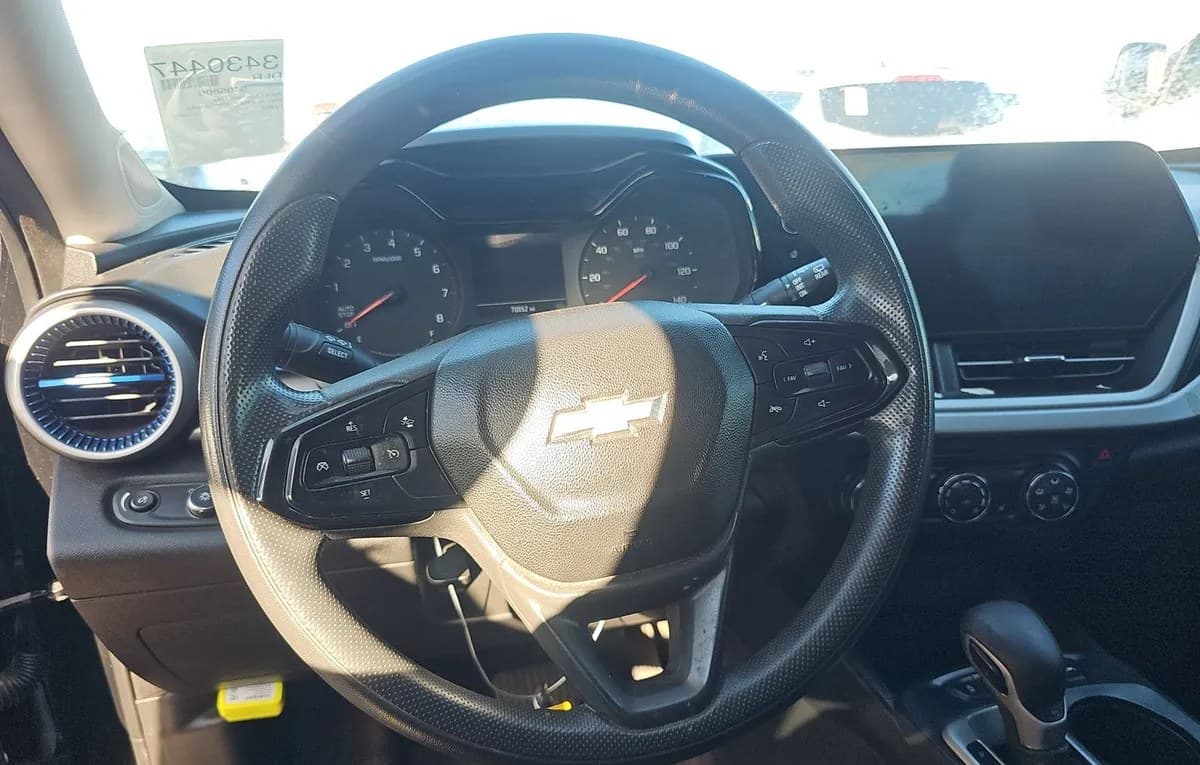 2024 CHEVROLET TRAX LS 7