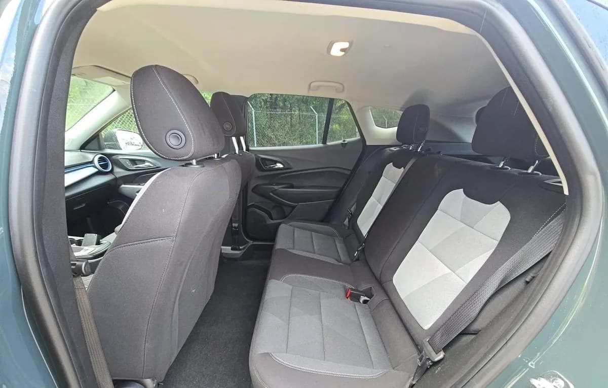 2026 CHEVROLET TRAX LS 7