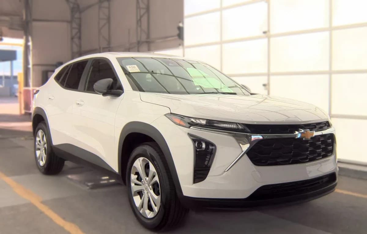 2026 CHEVROLET TRAX LS 4