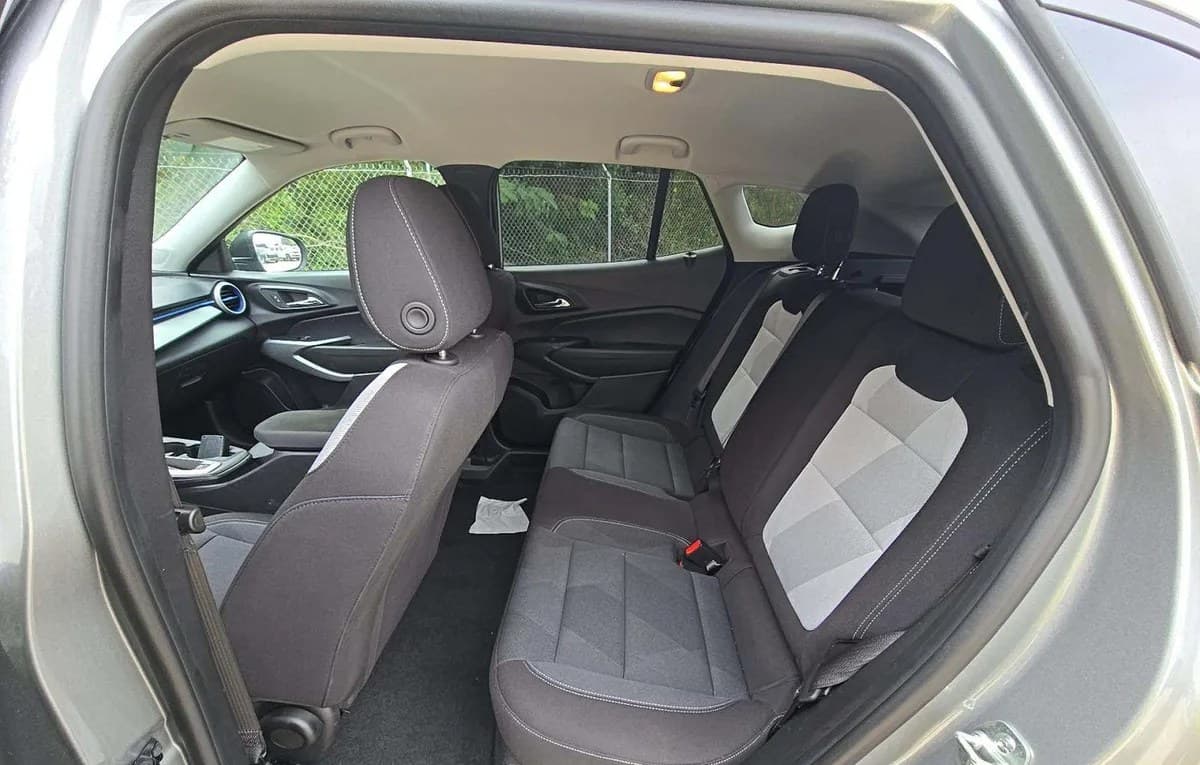 2026 CHEVROLET TRAX LS 7