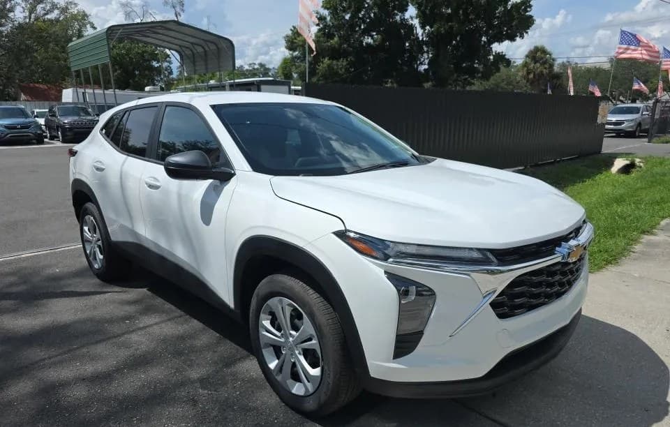 2026 CHEVROLET TRAX LS 4