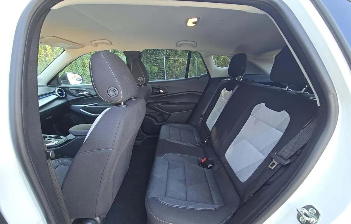 2026 CHEVROLET TRAX LS 7