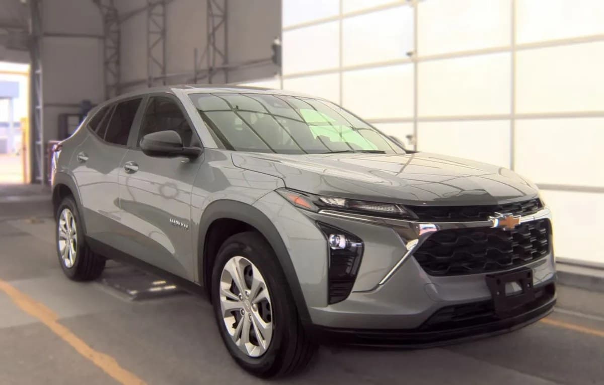 2026 CHEVROLET TRAX LS 4