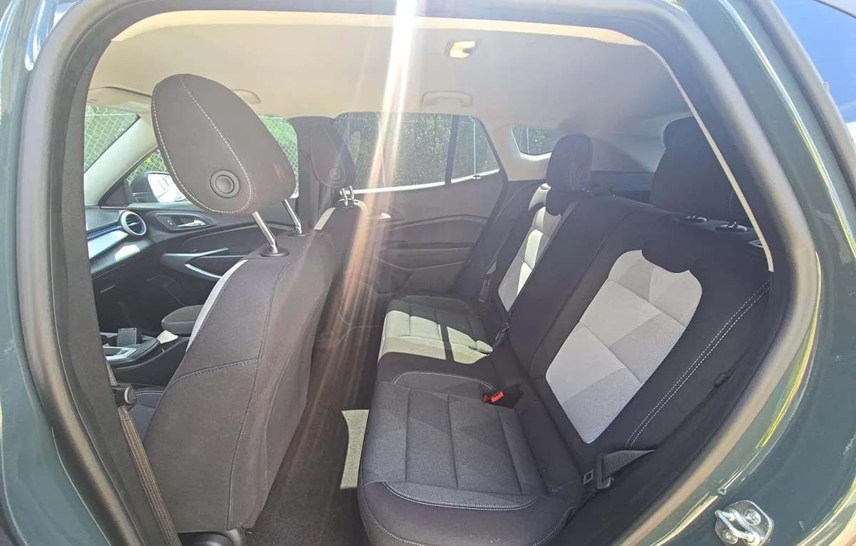 2026 CHEVROLET TRAX LS 7