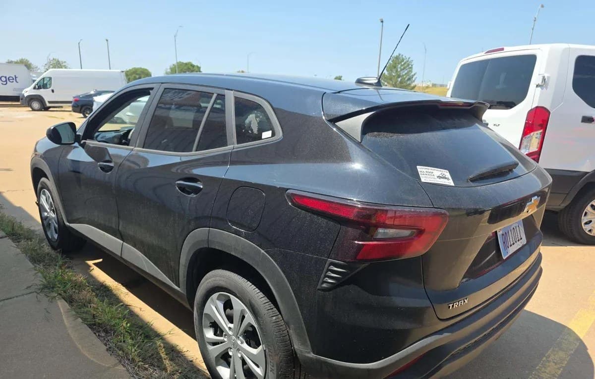 2026 CHEVROLET TRAX LS 3
