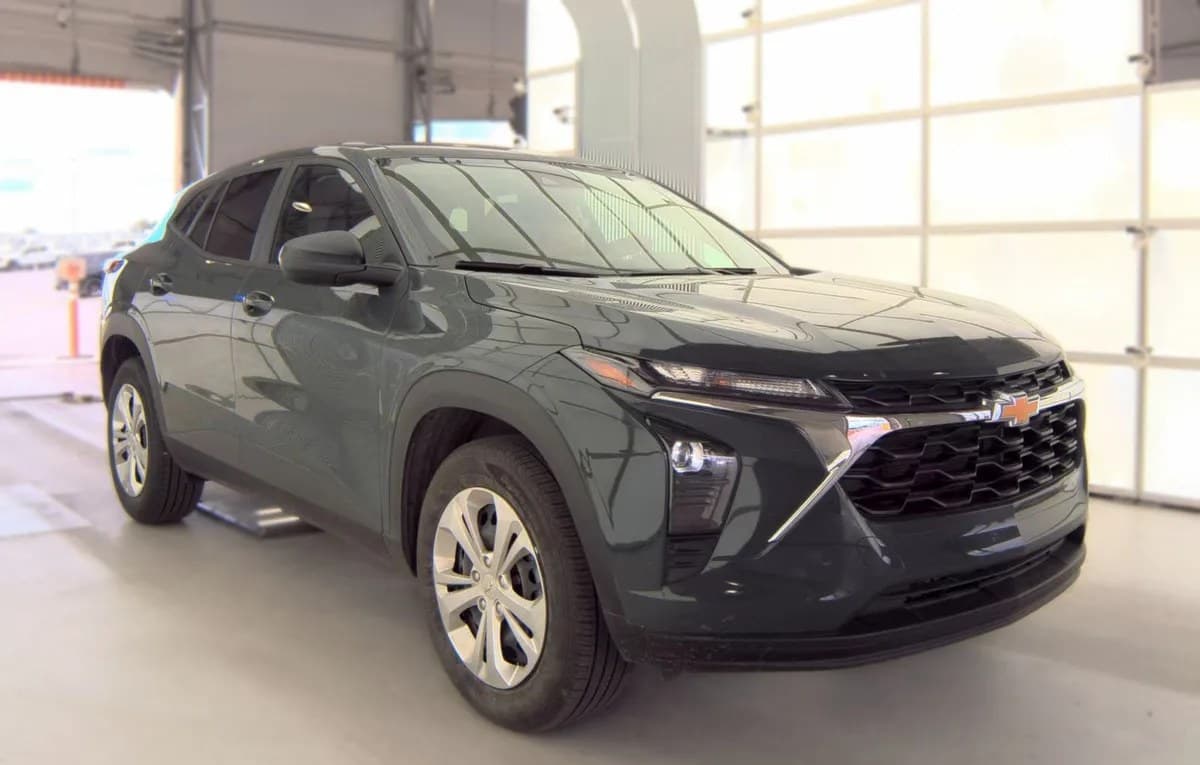 2026 CHEVROLET TRAX LS 4