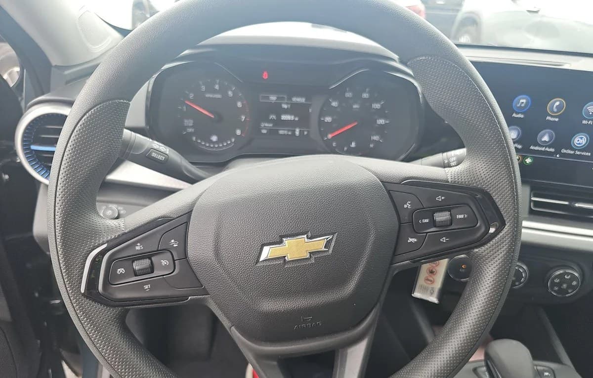 2026 CHEVROLET TRAX LS 7