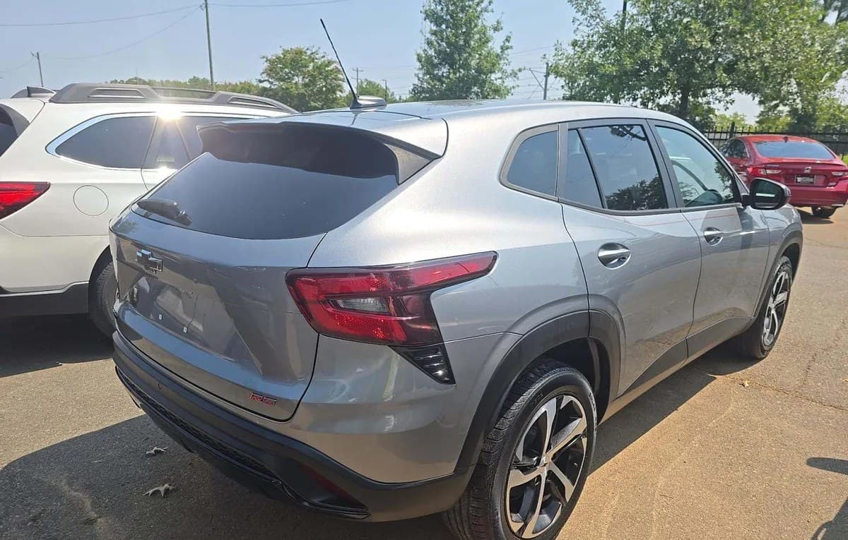 2024 CHEVROLET TRAX 1RS 4