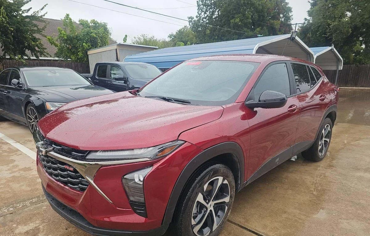 2025 CHEVROLET TRAX 1RS 2