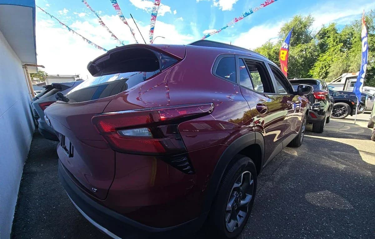 2024 CHEVROLET TRAX LT 4