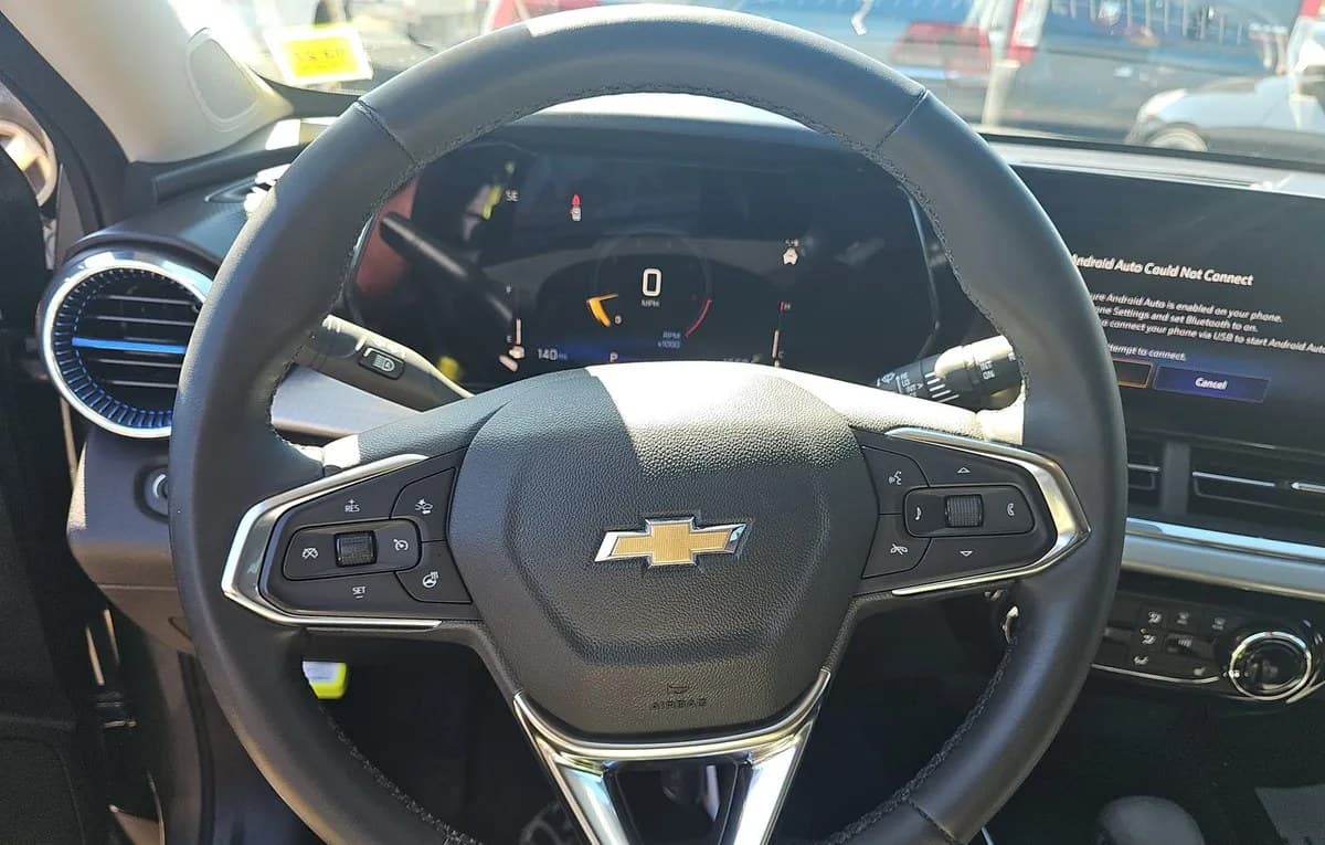 2024 CHEVROLET TRAX LT 7