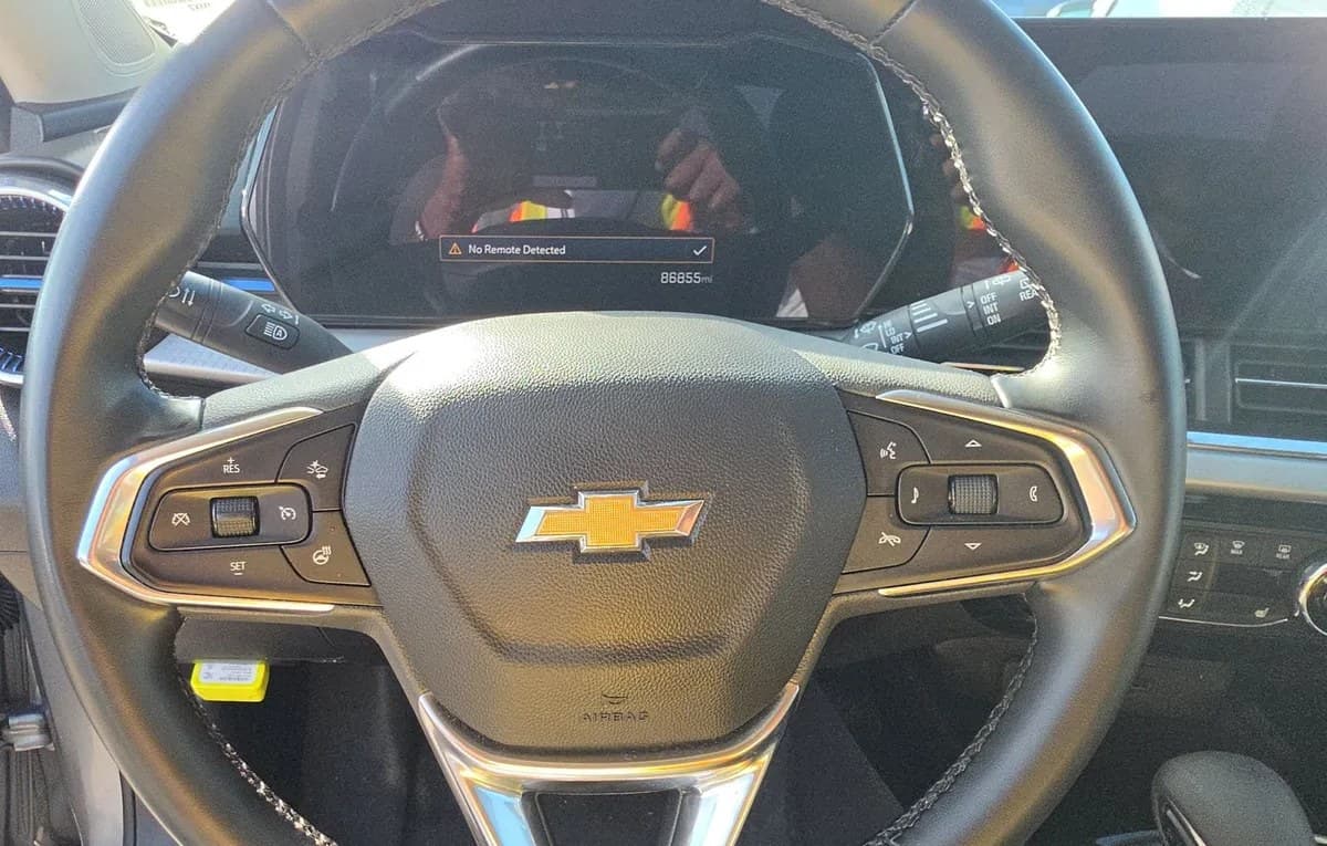 2025 CHEVROLET TRAX LT 7