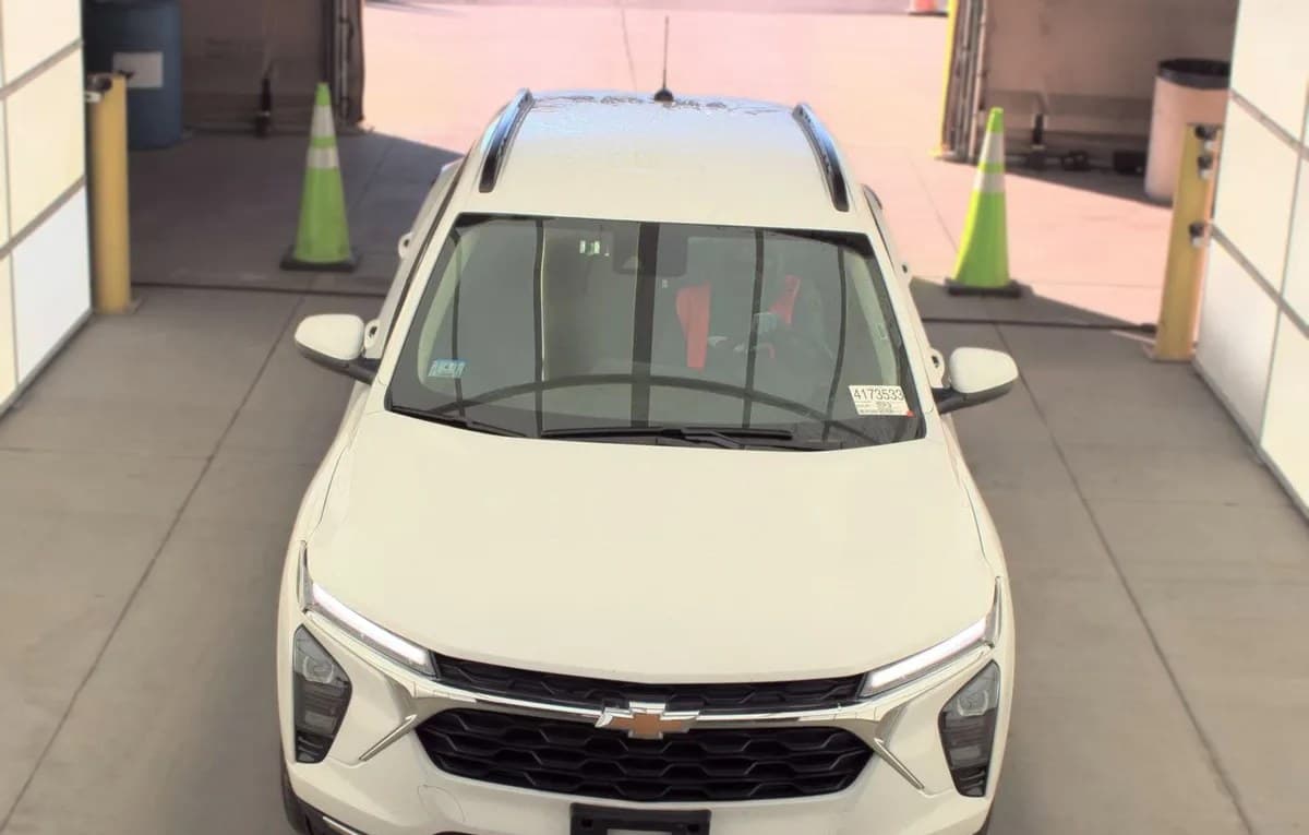 2025 CHEVROLET TRAX LT 3