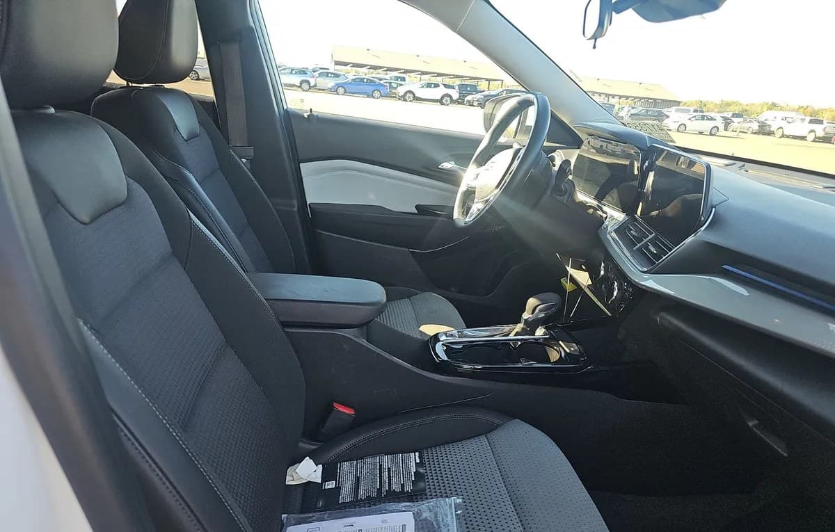 2025 CHEVROLET TRAX LT 5