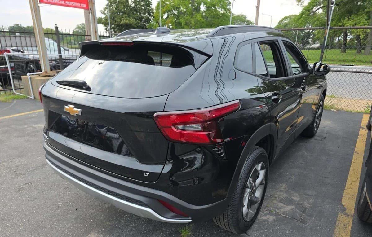 2026 CHEVROLET TRAX LT 4