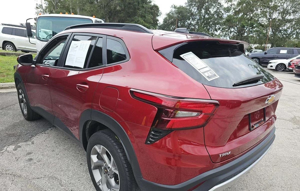2025 CHEVROLET TRAX LT 3