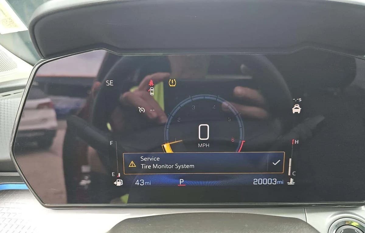 2025 CHEVROLET TRAX LT 6