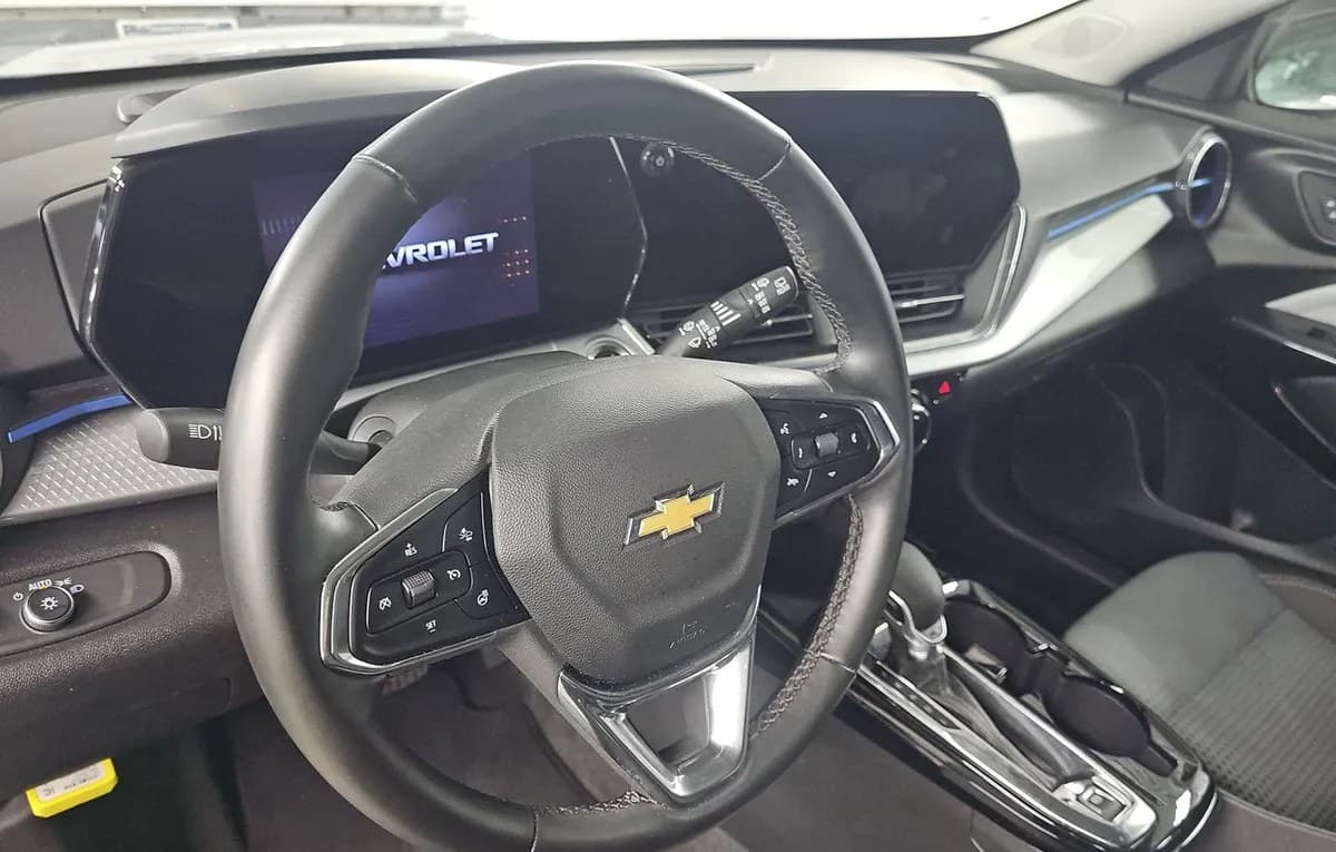 2025 CHEVROLET TRAX LT 7