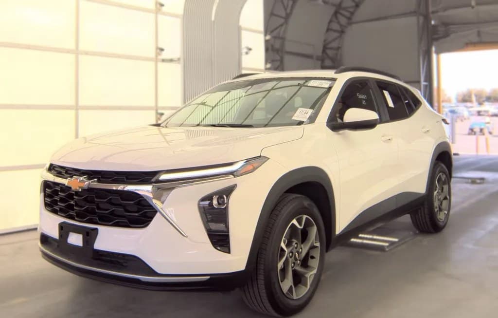 2025 CHEVROLET TRAX LT