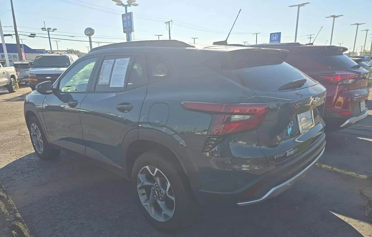 2025 CHEVROLET TRAX LT 3