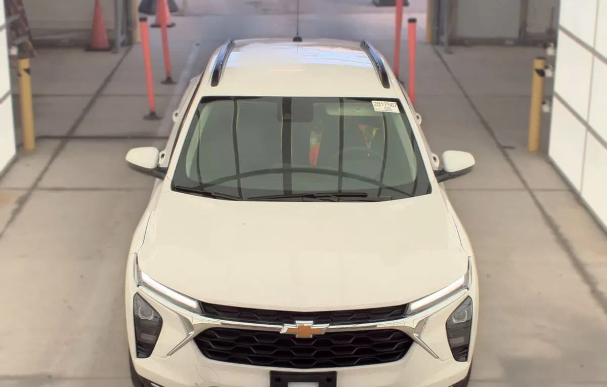 2025 CHEVROLET TRAX LT 3