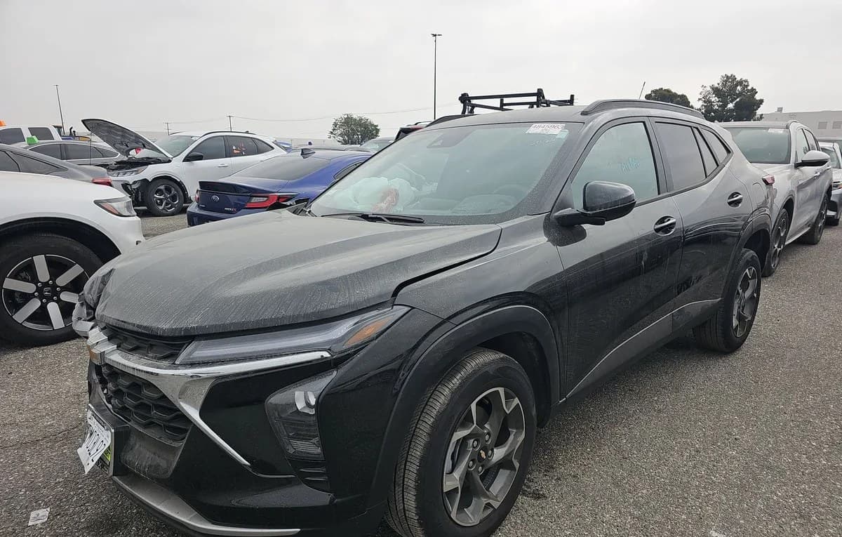 2026 CHEVROLET TRAX LT 2
