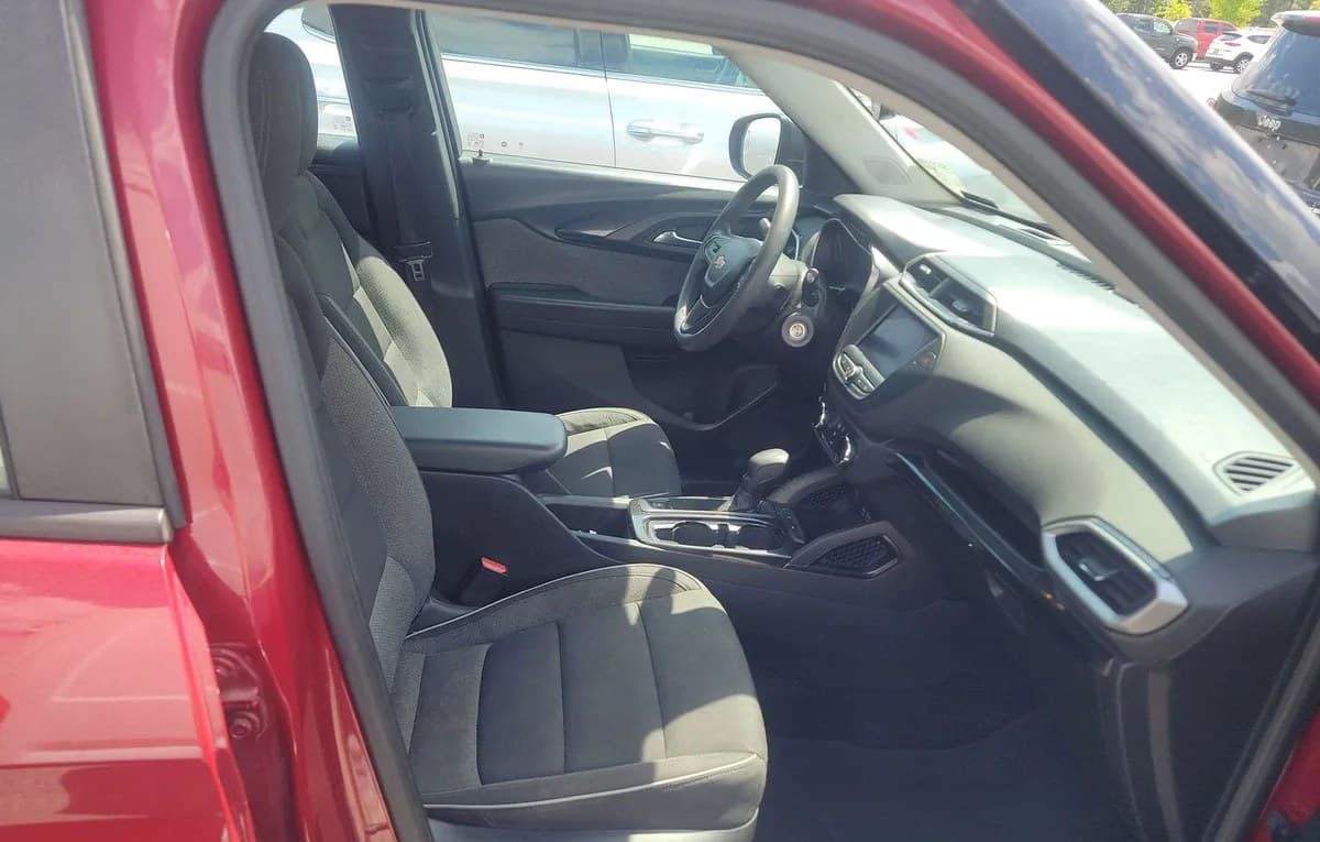 2021 CHEVROLET TRAILBLAZER LS 5