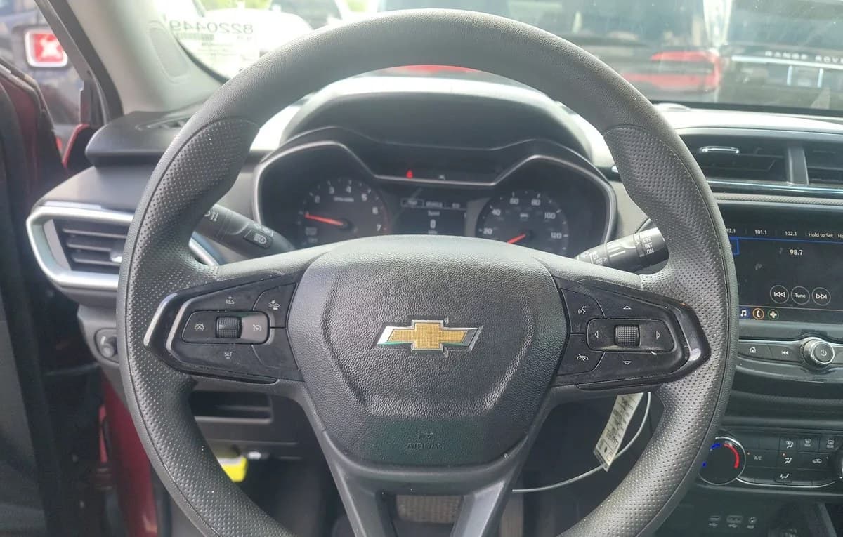 2021 CHEVROLET TRAILBLAZER LS 7