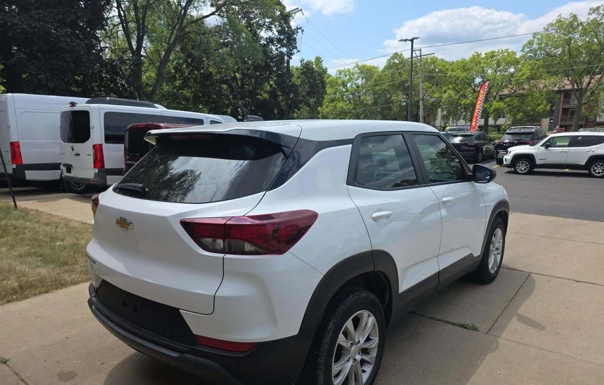 2022 CHEVROLET TRAILBLAZER LS 4