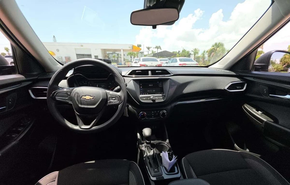 2023 CHEVROLET TRAILBLAZER LS 7
