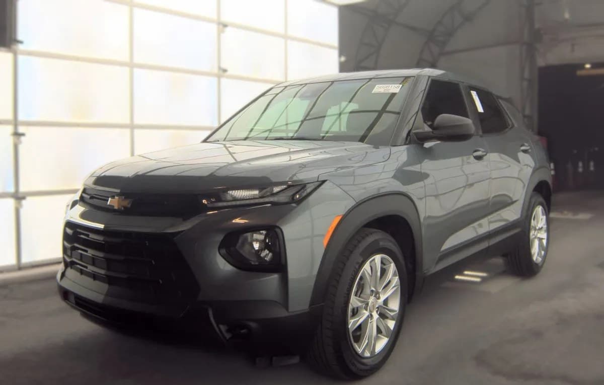 2021 CHEVROLET TRAILBLAZER LS 2