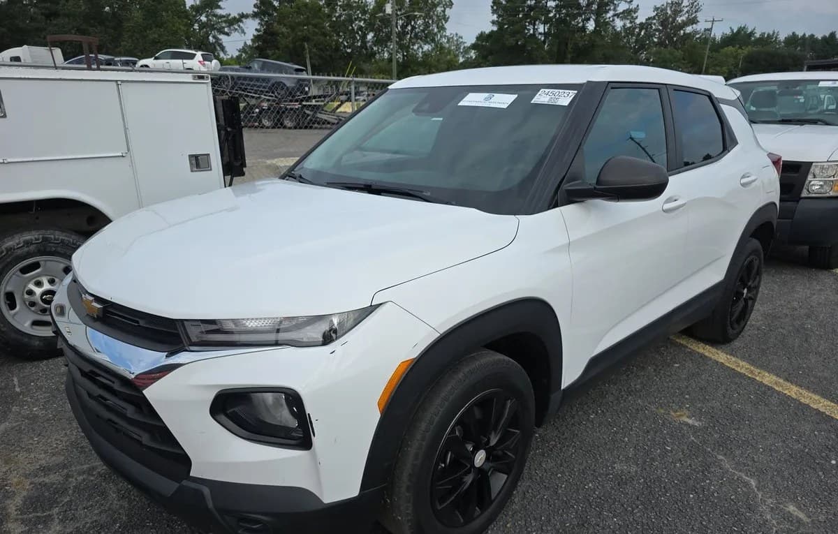 2022 CHEVROLET TRAILBLAZER LS 2
